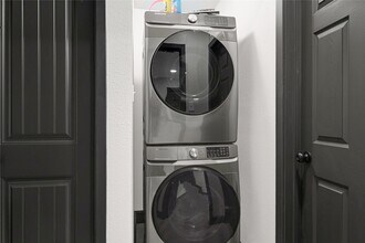 12115 Wood Forest Dr in Houston, TX - Building Photo - Building Photo