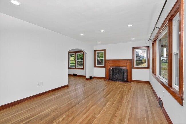 250 Gillespie Dr NE in Abingdon, VA - Building Photo - Building Photo