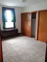 1122 9th St in Mckees Rocks, PA - Foto de edificio - Building Photo