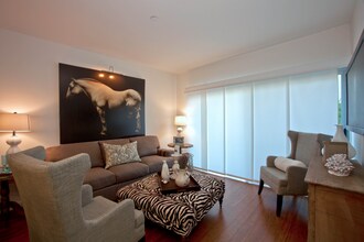 4547 Eagle Rock Blvd in Los Angeles, CA - Building Photo - Building Photo