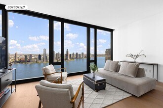 695 1st Ave in New York, NY - Foto de edificio - Building Photo