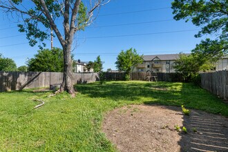 6906 W O'Neil St in Wichita, KS - Building Photo - Building Photo