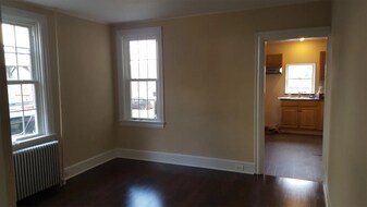 22 N Prince St in Millersville, PA - Building Photo