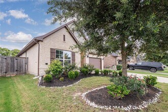 28222 Calm Brook Ln in Fulshear, TX - Building Photo - Building Photo