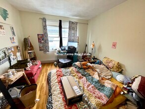 406 Highland Ave, Unit 26 in Somerville, MA - Building Photo - Building Photo
