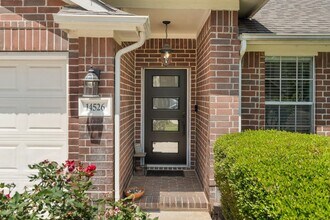 14526 Chestnut Falls Dr in Cypress, TX - Building Photo - Building Photo