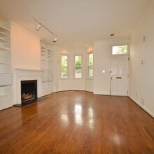 331 Denniston St in Pittsburgh, PA - Building Photo - Building Photo