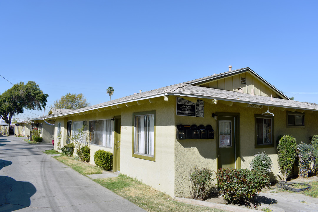 16871 Verdura Ave in Paramount, CA - Building Photo