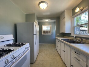 568 E 9th Ave in Chico, CA - Building Photo - Building Photo