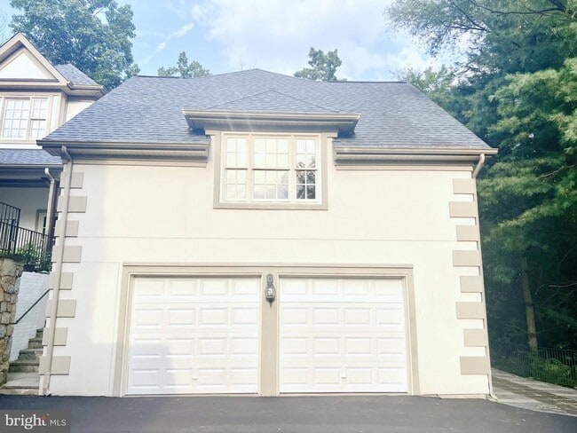 property at 13039 Glen Mill Rd