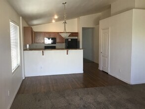 25056 W Illini St in Buckeye, AZ - Foto de edificio - Building Photo