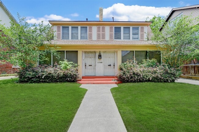 property at 1748 Hawthorne St