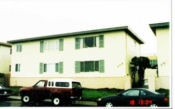 445 Esplanade in Pacifica, CA - Building Photo - Building Photo