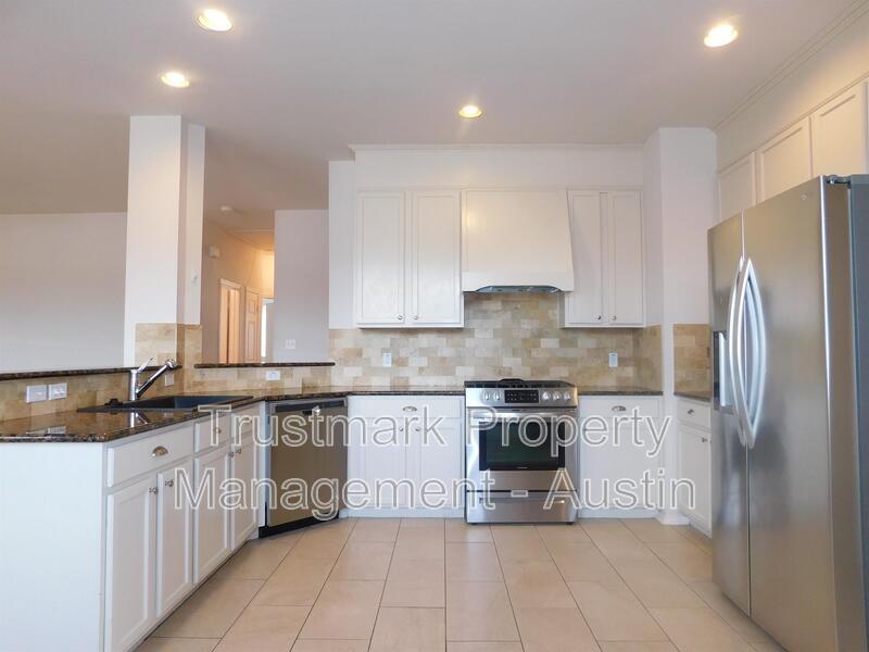 11605 Sun Glide Ln in Manor, TX - Building Photo