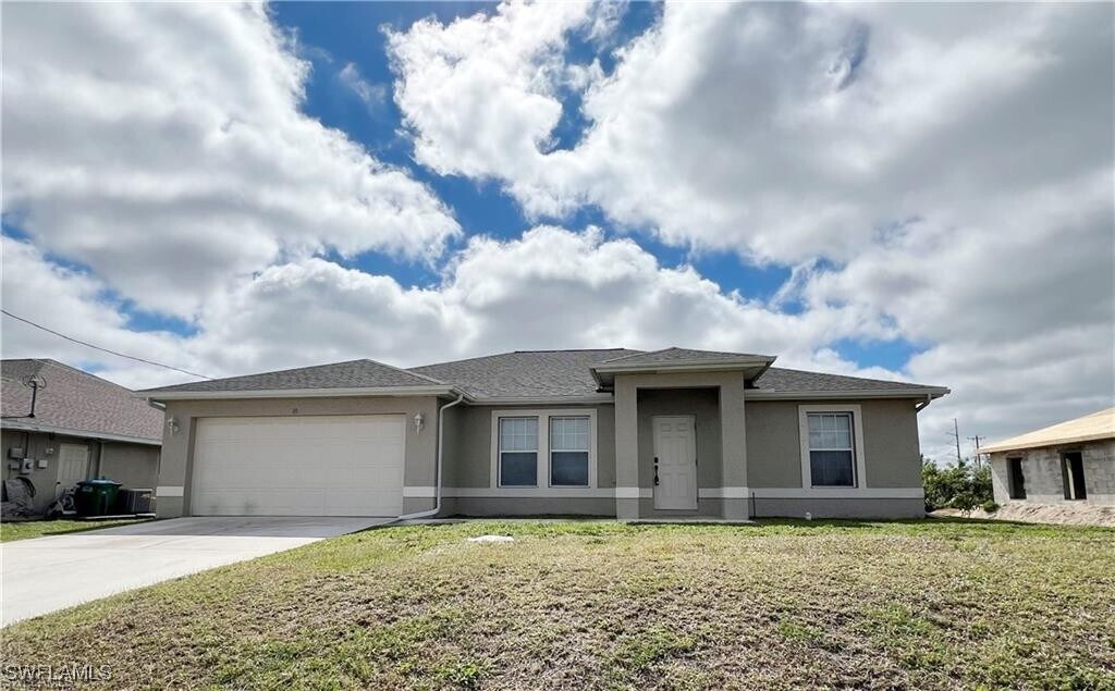 10 NE 20th St in Cape Coral, FL - Building Photo