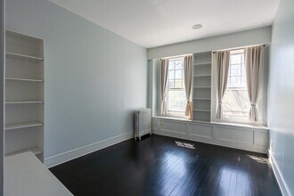 371 Harvard St, Unit 2AB in Cambridge, MA - Building Photo - Building Photo