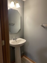 703 Blossom Ct in Naperville, IL - Building Photo - Building Photo