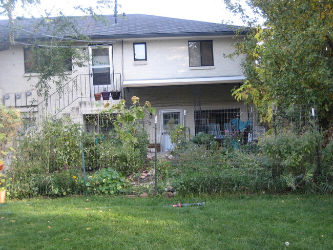 property at 1360-1362 1/2 Alpine Ave.