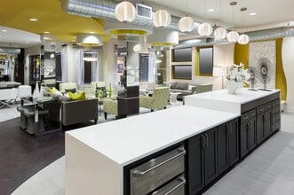 Maple at Med Center in Dallas, TX - Building Photo - Building Photo
