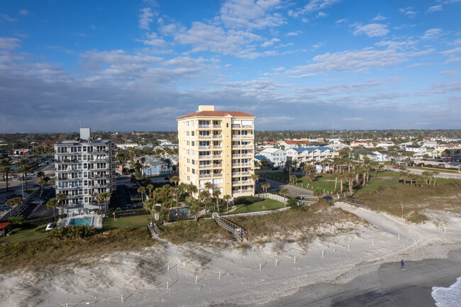 Eastwinds Condominiums in Jacksonville Beach, FL - Building Photo - Building Photo