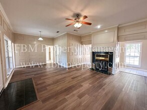 803 Lakeway Dr in Ennis, TX - Building Photo - Building Photo