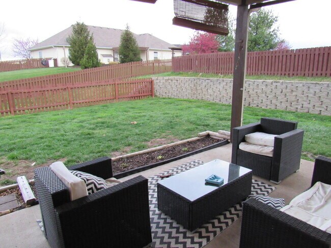 2208 Oak Harbor Ct in Columbia, MO - Building Photo - Building Photo