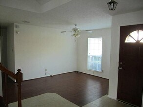 3118 Kempwood Dr in Sugar Land, TX - Building Photo - Building Photo
