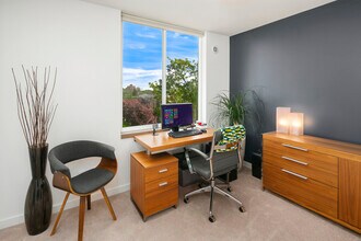 208 16th Ave in Seattle, WA - Building Photo - Building Photo