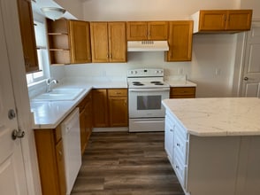 1218 Southwest Dr in Tooele, UT - Building Photo - Building Photo
