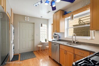 1336 N Dean St in Chicago, IL - Building Photo - Building Photo