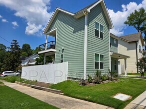 1518 W Knox St in Durham, NC - Building Photo - Building Photo