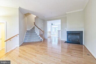 8159 Skelton Cir in Falls Church, VA - Building Photo - Building Photo