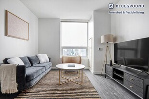 2116 4th Ave in Seattle, WA - Building Photo