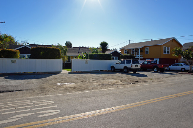 630 Carmel St in Santa Cruz, CA - Building Photo - Building Photo