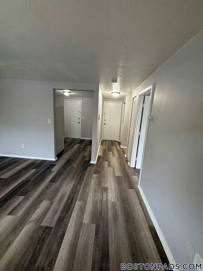 25 Hamilton Ave in Lynn, MA - Building Photo - Building Photo