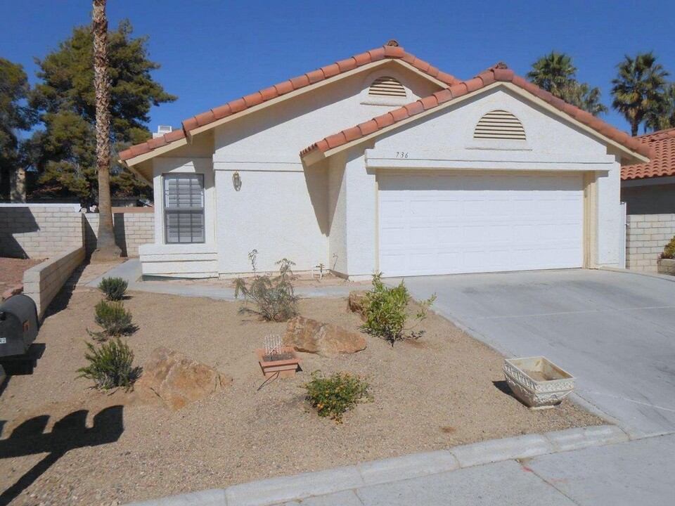 736 Inglenook Dr in Las Vegas, NV - Building Photo