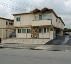 867 Commercial Ave in South San Francisco, CA - Building Photo - Building Photo