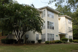 300 Riverside Apartments in Austell, GA - Foto de edificio - Building Photo