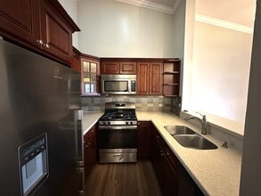 437 Edpas Rd in New Brunswick, NJ - Building Photo - Building Photo