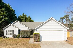 3808 Summer Leigh Ct in Loganville, GA - Building Photo