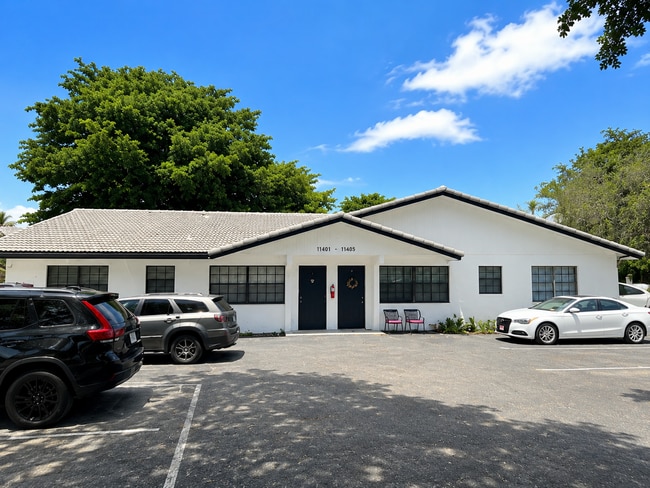 11401 NW 43rd St, Unit 11401-1B
