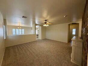 2540 W Hawks Eye Ave in Apache Junction, AZ - Building Photo - Building Photo
