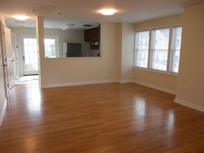 Palmer Square Apartments in Stamford, CT - Building Photo - Interior Photo