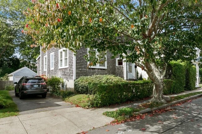 42 Almy St