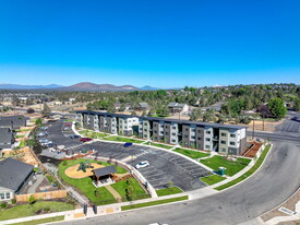 Linden Lofts in Redmond, OR - Building Photo