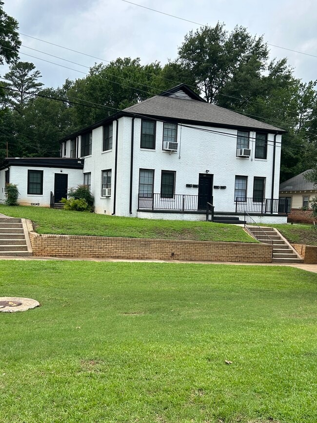 601 N Grove St, Unit C in Marshall, TX - Foto de edificio - Building Photo
