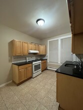 747 Westside Ave, Unit 2 in Jersey City, NJ - Building Photo - Building Photo