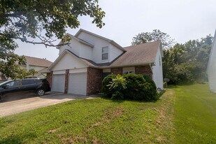 214 Nikki Way in Columbia, MO - Building Photo