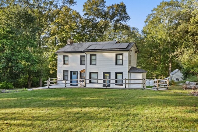 1302 NY-22 in Brewster, NY - Building Photo - Building Photo