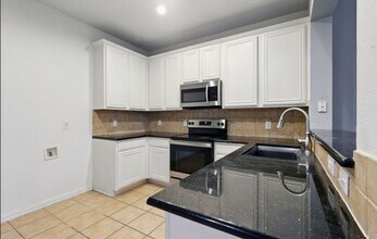 2515 Durango Ridge Dr in Bedford, TX - Building Photo - Building Photo